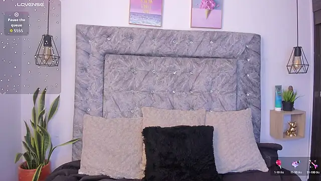 Seraphyne666 online show from 27, 10, 2025