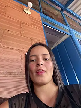 Mia jhoonson online show from 12, 4, 2026