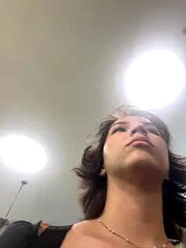 Snapshot of Adry_Bach_ chatting on 23, 10, 2025 Adry Bach online show from 23, 10, 2025