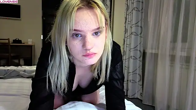 Elieiza xo online show from 26, 5, 2026