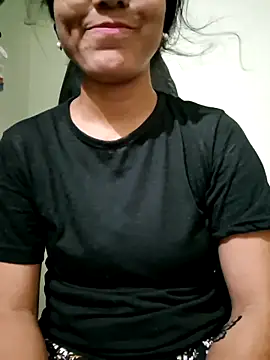 Snapshot of Telugu___Sexygirl___Naidu chatting on 5, 11, 2025 Telugu Sexygirl Naidu online show from 5, 11, 2025