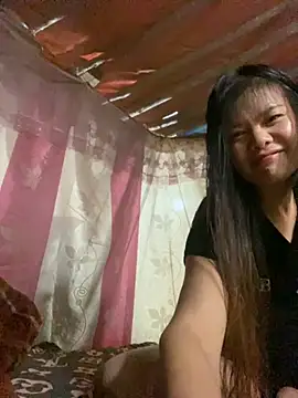 PhanHaa online show from 5, 11, 2025