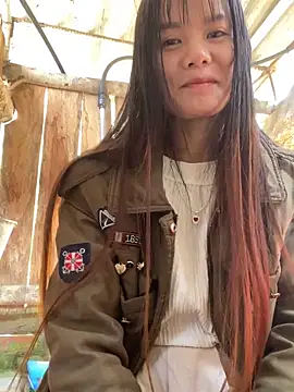 PhanHaa online show from 15, 11, 2025