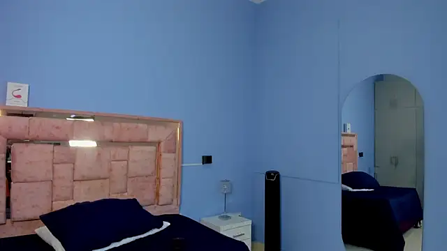 LICKY LOV online show from 11, 9, 2025