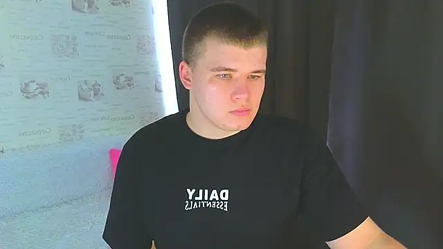 Snapshot of kittenmurr chatting on 18, 9, 2025 kittenmurr online show from 18, 9, 2025