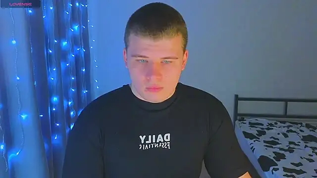 Snapshot of kittenmurr chatting on 26, 11, 2025 kittenmurr online show from 26, 11, 2025