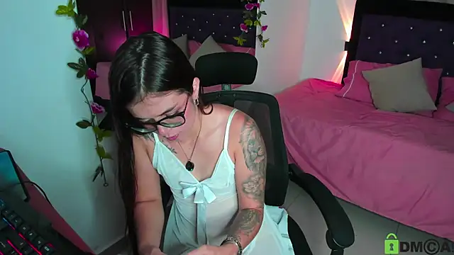 Cutegirl gh online show from 9, 9, 2025