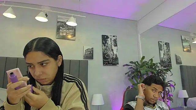 violet and myers online show from 26, 10, 2025