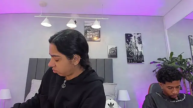 violet and myers online show from 28, 10, 2025