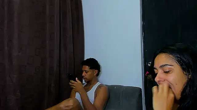 violet and myers online show from 25, 3, 2026