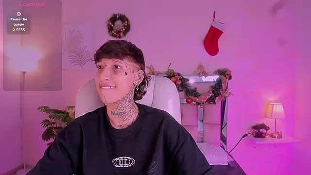 Luci Rose online show from 30, 11, 2025