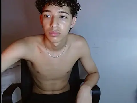 Snapshot of Xtremeplay_18 chatting on 30, 9, 2025 Xtremeplay 18 online show from 30, 9, 2025