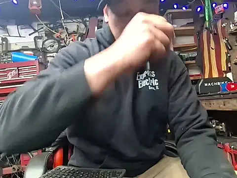 twistafatpipe online show from 3, 3, 2026