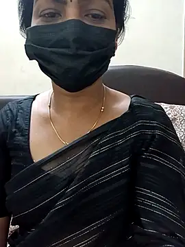 Snapshot of Rithya27 chatting on 15, 2, 2026 Rithya27 online show from 15, 2, 2026