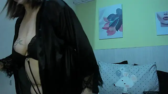 Snapshot of AtheneaArbelaez_ chatting on 17, 9, 2025 AtheneaArbelaez online show from 17, 9, 2025