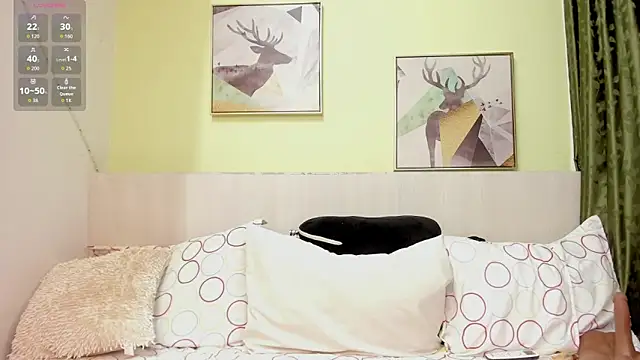 AtheneaArbelaez  online show from 29, 11, 2025