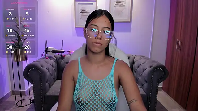 raven stonee online show from 25, 9, 2025