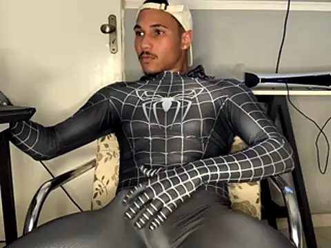 Snapshot of edualqxo chatting on 24, 10, 2025 edualqxo online show from 24, 10, 2025