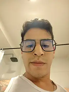 Juann-cock online show from 26, 9, 2025