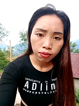 Snapshot of sulove_xx chatting on 19, 10, 2025 sulove xx online show from 19, 10, 2025