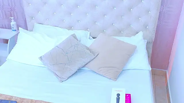 Samanta Isel online show from 25, 2, 2026