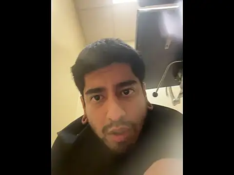 Snapshot of beenastyy chatting on 31, 10, 2025 beenastyy online show from 31, 10, 2025