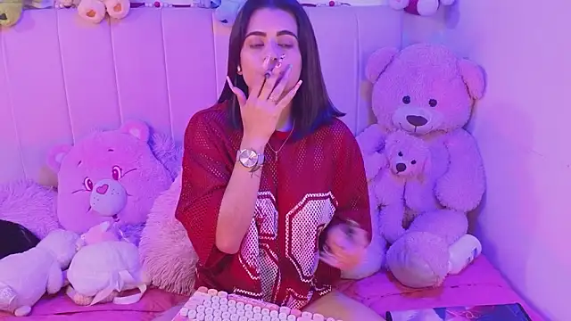 bella thixx online show from 13, 3, 2026