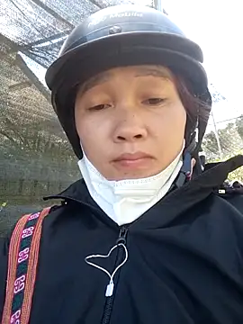 miumiu 00 online show from 24, 9, 2025