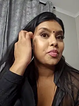 Indian GlowingMiax online show from 30, 11, 2025