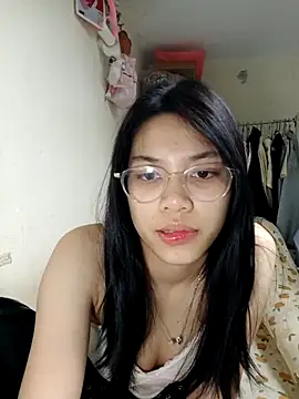 Snapshot of Katanh chatting on 29, 10, 2025 Katanh online show from 29, 10, 2025