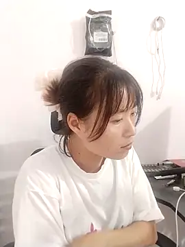 linda bae00 online show from 18, 9, 2025