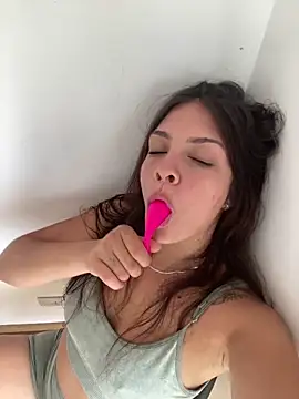 Snapshot of Danielaeliana chatting on 3, 2, 2026 Danielaeliana online show from 3, 2, 2026