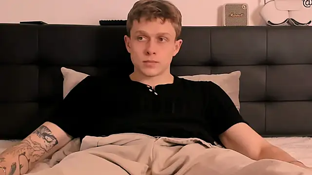 TalkingHead 0  online show from 20, 12, 2025