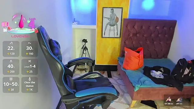 alison moon7 online show from 25, 11, 2025