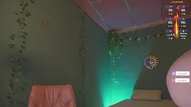 Snapshot of lucymagical1 chatting on 18, 9, 2025 lucymagical1 online show from 18, 9, 2025