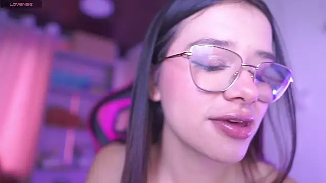 Lana Dreams  online show from 17, 2, 2026