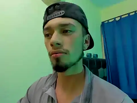 Snapshot of theostone chatting on 14, 9, 2025 theostone online show from 14, 9, 2025