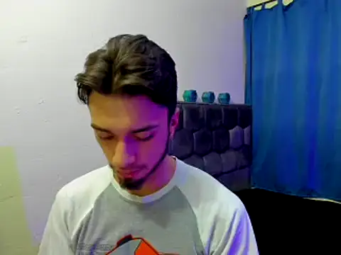 Snapshot of theostone chatting on 19, 9, 2025 theostone online show from 19, 9, 2025