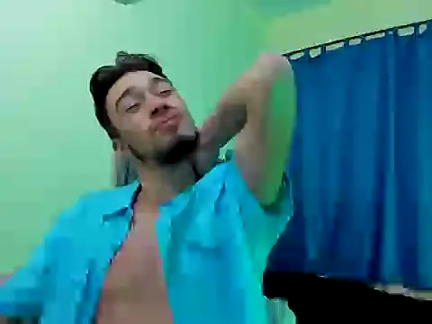 Snapshot of theostone chatting on 21, 9, 2025 theostone online show from 21, 9, 2025