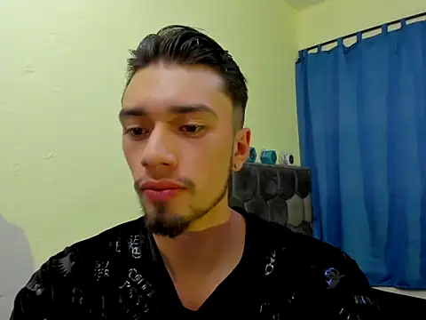 Snapshot of theostone chatting on 26, 9, 2025 theostone online show from 26, 9, 2025