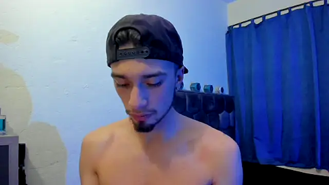 Snapshot of theostone chatting on 29, 9, 2025 theostone online show from 29, 9, 2025