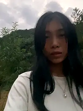 EmLy02 online show from 22, 10, 2025