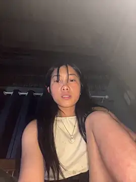 EmLy02 online show from 3, 4, 2026