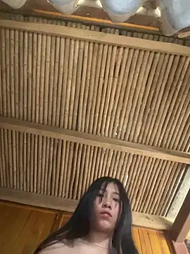 EmLy02 online show from 11, 4, 2026