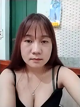 Snapshot of qinejr37 chatting on 9, 9, 2025 qinejr37 online show from 9, 9, 2025