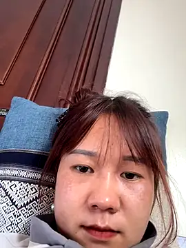 Snapshot of qinejr37 chatting on 23, 9, 2025 qinejr37 online show from 23, 9, 2025