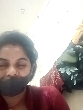 JULEE-740 online show from 31, 10, 2025