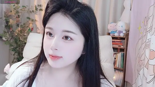 Snapshot of SweetTease2025 chatting on 25, 10, 2025 SweetTease2025 online show from 25, 10, 2025