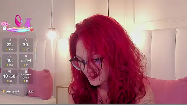 Snapshot of mae_lyra chatting on 15, 12, 2025 mae lyra online show from 15, 12, 2025