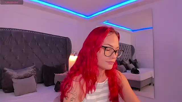 mae lyra online show from 17, 7, 2026
